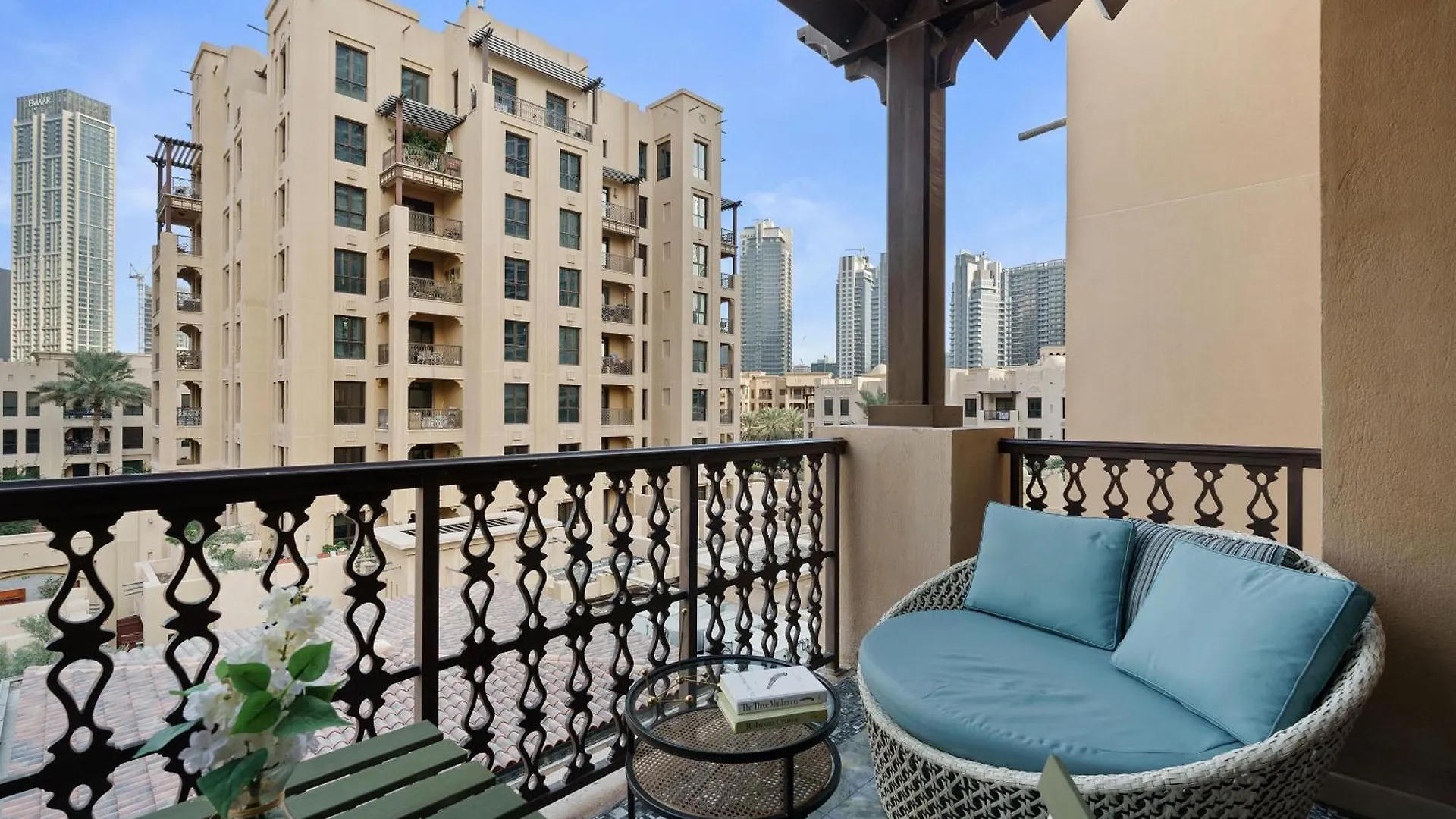Serene 1Br In Zanzebeel 1 With Burj Khalifa View Dubai